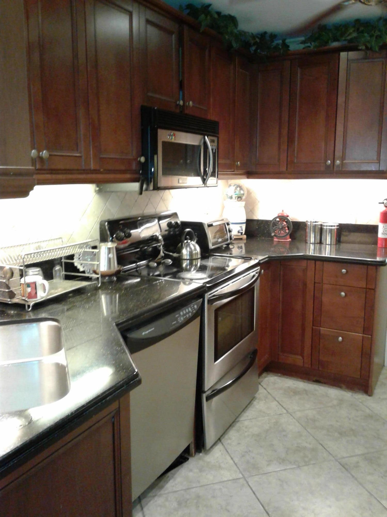 5422 Garfield Road Delray Beach, FL 33484 - Photo 1 of 18 Remodeled Kitchen