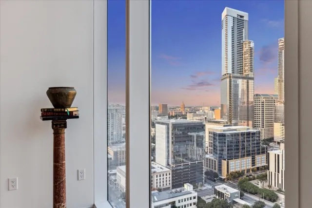 $5,700 | 301 West Avenue, Unit 2604, Austin, TX 78701