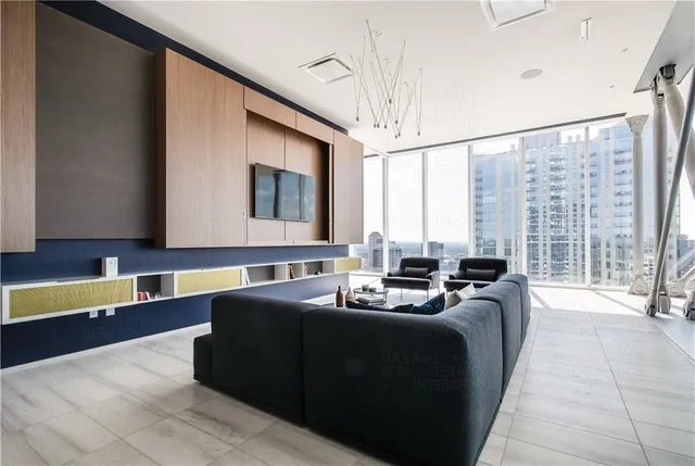 $5,700 | 301 West Avenue, Unit 2604, Austin, TX 78701