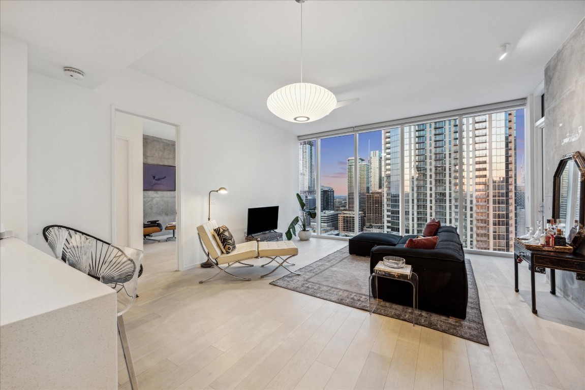 301 West Avenue, Unit 2604 Austin, TX 78701 - Photo 4 of 30