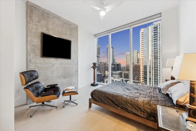 $5,700 | 301 West Avenue, Unit 2604, Austin, TX 78701