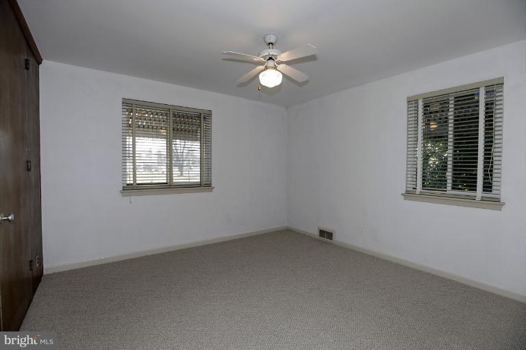 4820 Avondale Road Hyattsville, MD 20782 - Photo 8 of 16 Bedroom