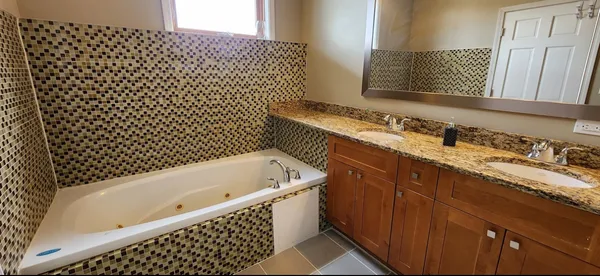 $299,995 | 4012 South Western Avenue, Unit 2, Chicago, IL 60609