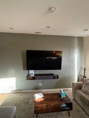 $299,995 | 4012 South Western Avenue, Unit 2, Chicago, IL 60609