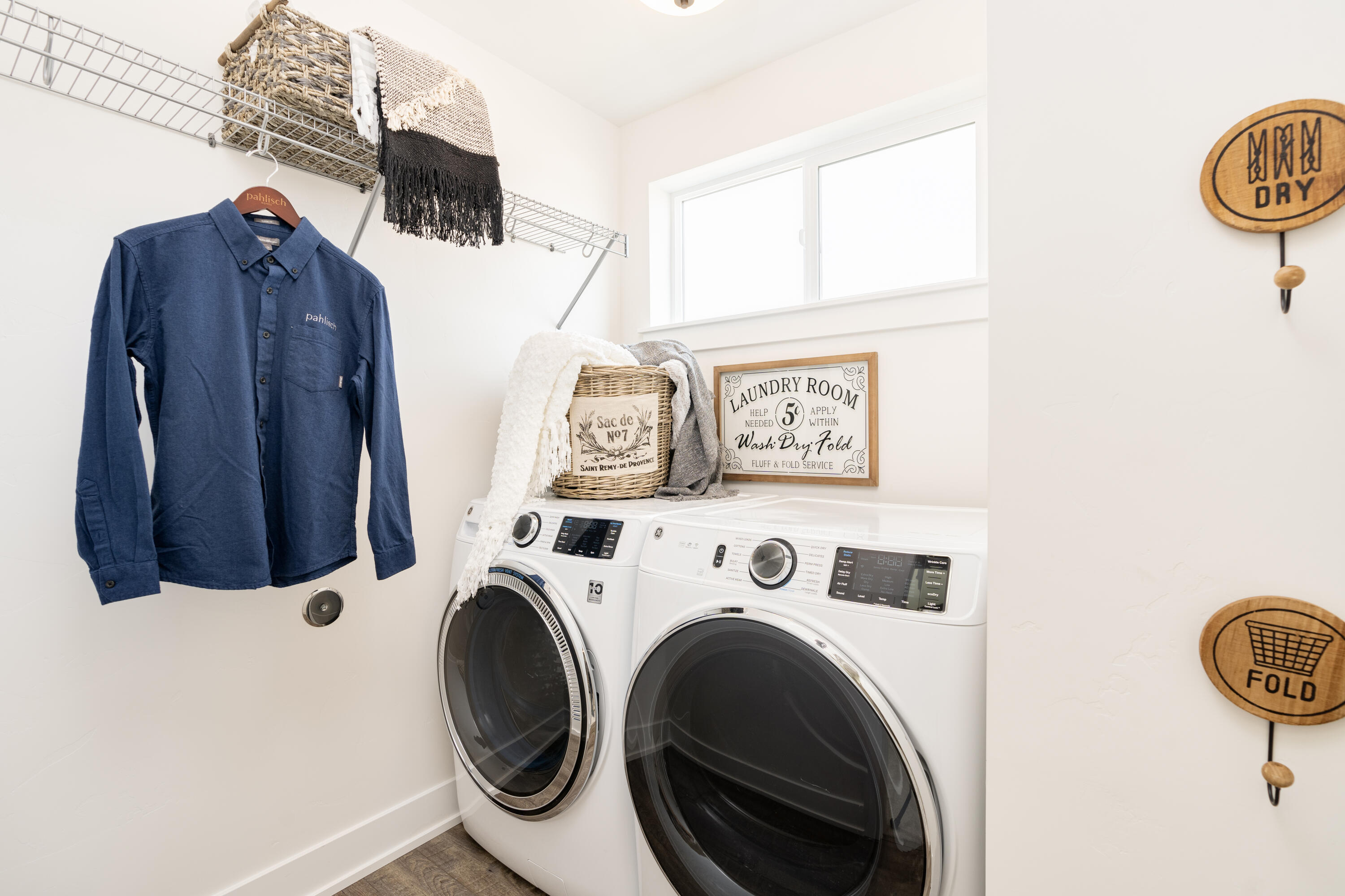 3811 Eagle Road Bend, OR 97701 - Photo 10 of 43 Home will be similar to photo / rendering shown Washer and Dryer excluded.