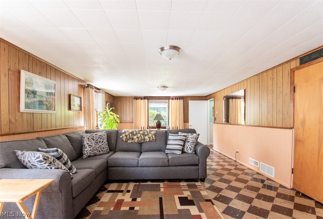 6205 Warren - Sharon Road Brookfield, OH 44403 - Photo 21 of 34 Gallery Image 21