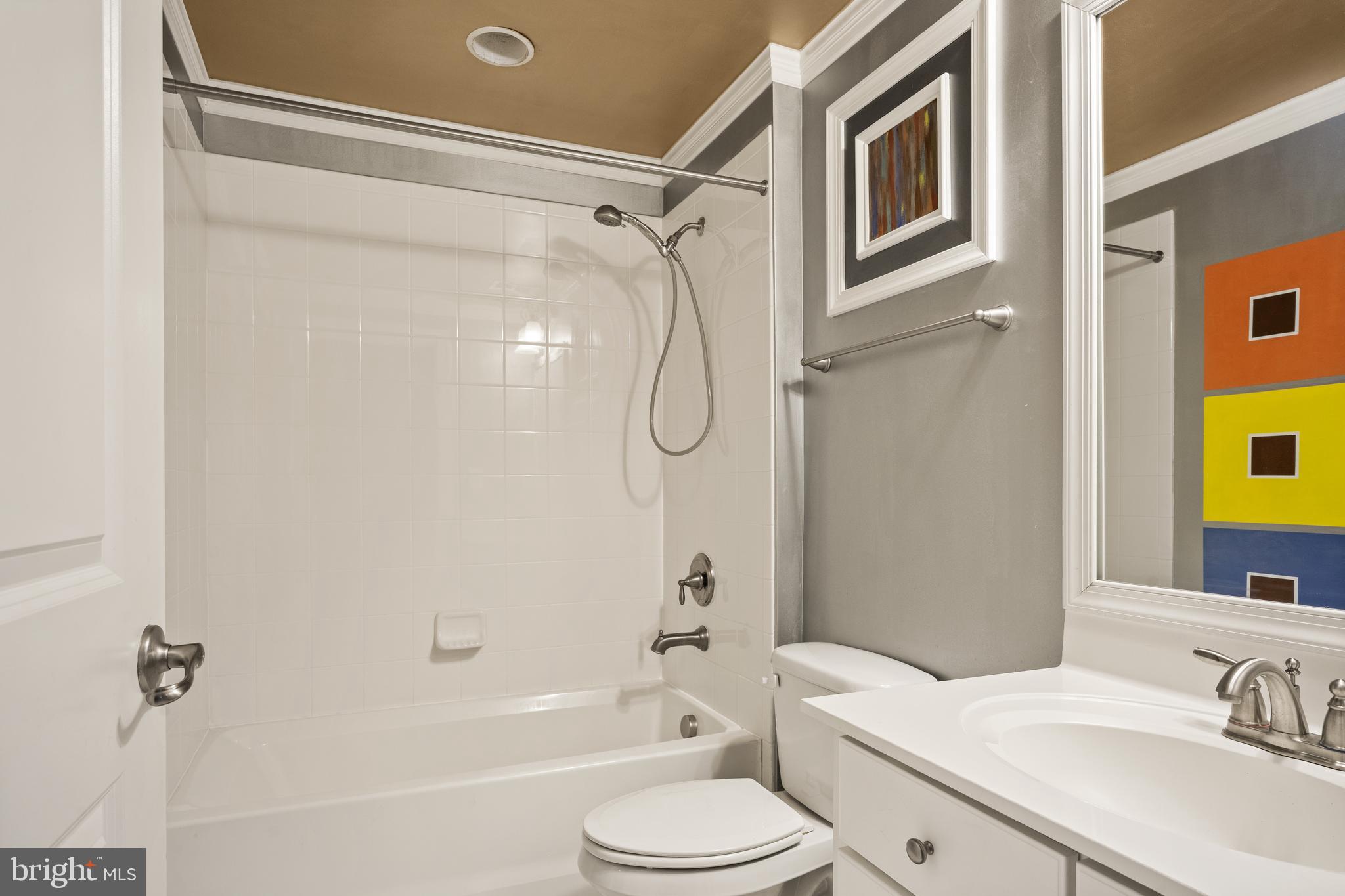 42556 Pine Forest Drive Chantilly, VA 20152 - Photo 11 of 32