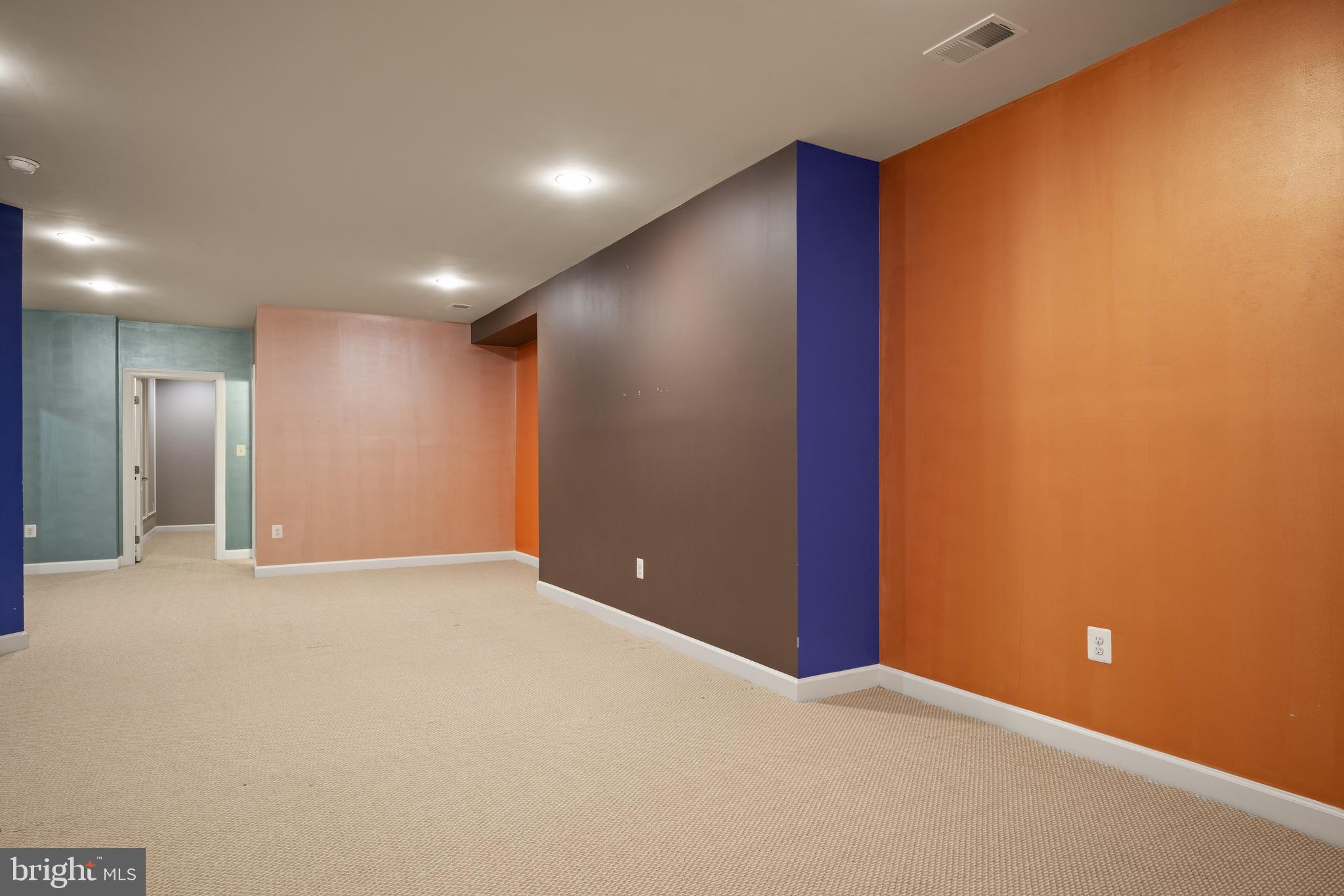 42556 Pine Forest Drive Chantilly, VA 20152 - Photo 13 of 32