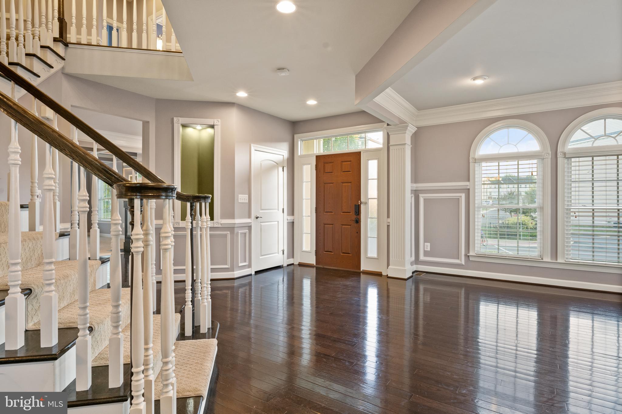 42556 Pine Forest Drive Chantilly, VA 20152 - Photo 5 of 32