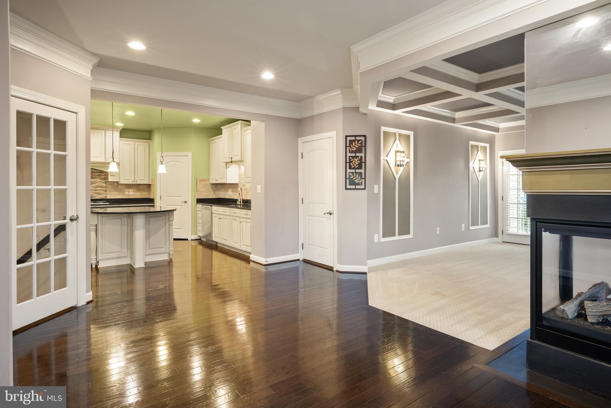 42556 Pine Forest Drive Chantilly, VA 20152 - Photo 7 of 32