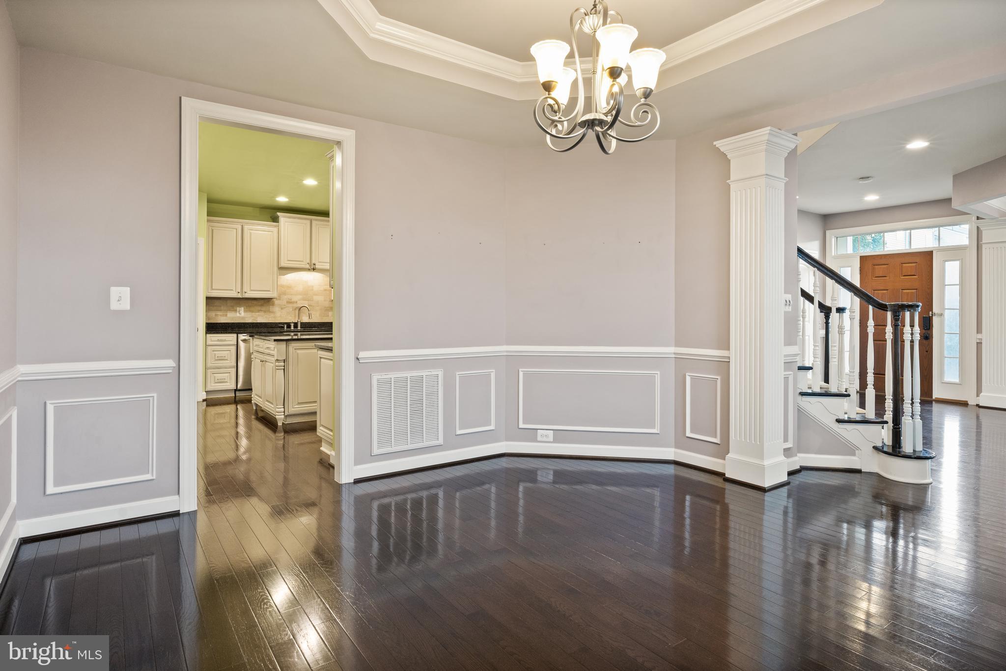 42556 Pine Forest Drive Chantilly, VA 20152 - Photo 8 of 32