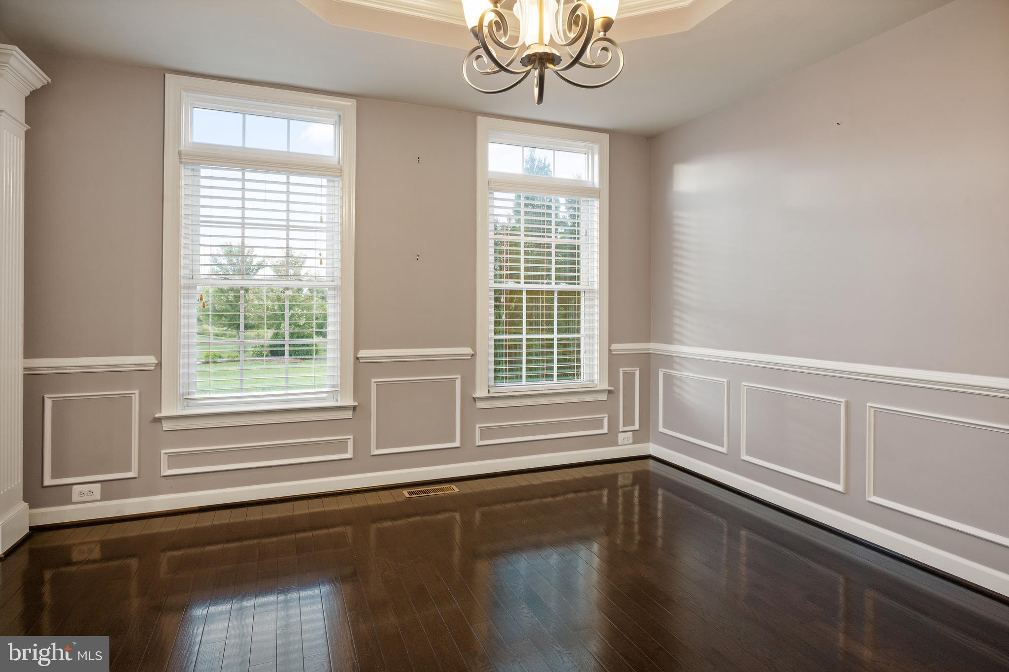 42556 Pine Forest Drive Chantilly, VA 20152 - Photo 9 of 32