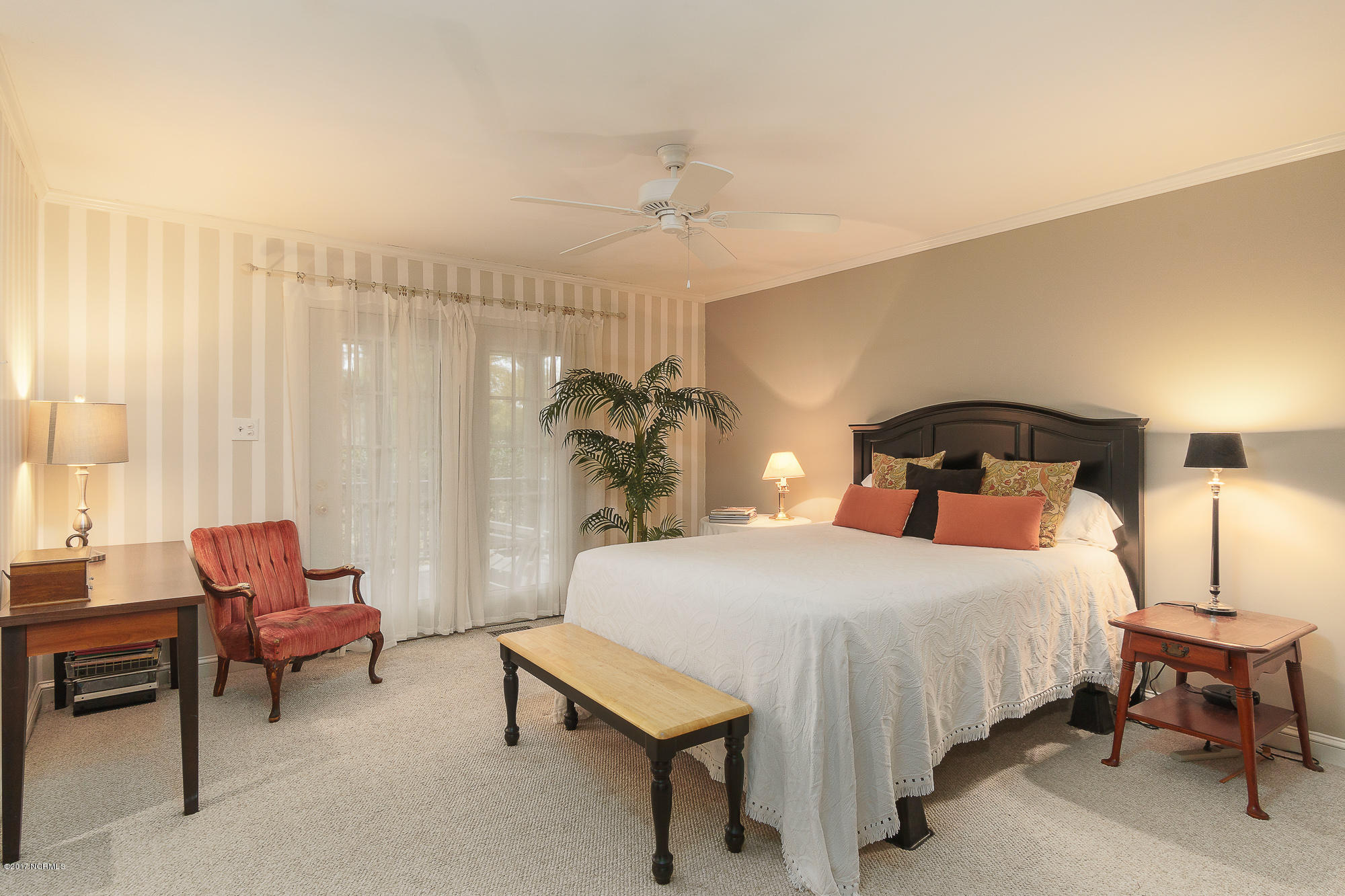 800 Lake Pointe Road New Bern, NC 28562 - Photo 14 of 36 800 Lake Pointe Road