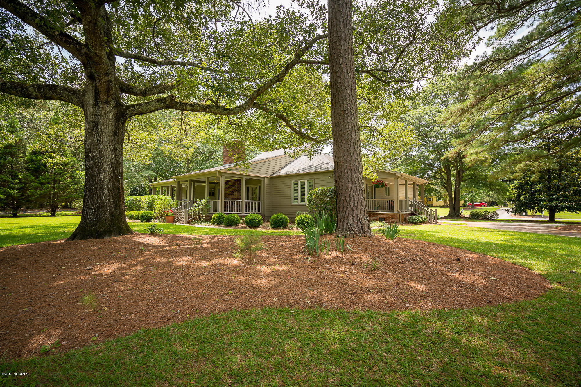 800 Lake Pointe Road New Bern, NC 28562 - Photo 28 of 36 800 Lake Pointe Road