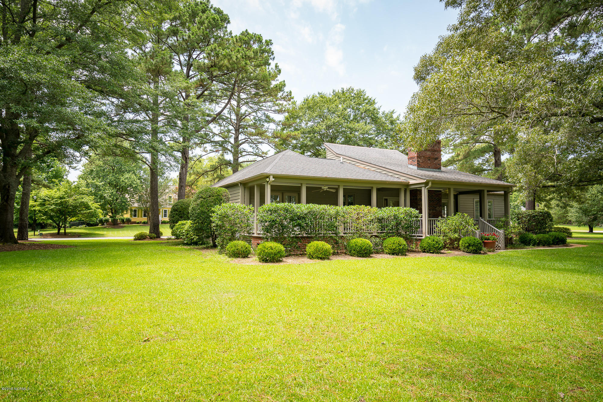 800 Lake Pointe Road New Bern, NC 28562 - Photo 30 of 36 800 Lake Pointe Road