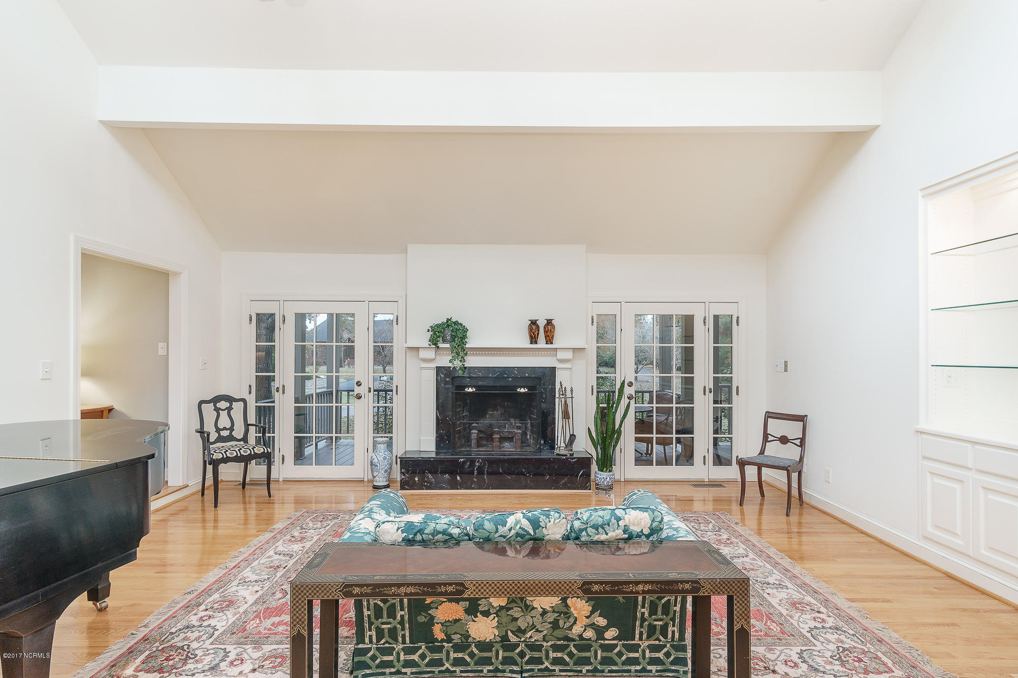 800 Lake Pointe Road New Bern, NC 28562 - Photo 5 of 36 800 Lake Pointe Road