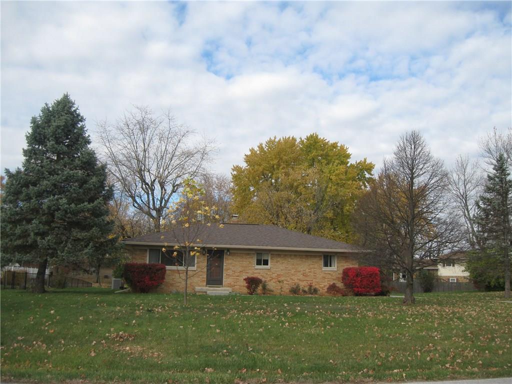 2244 Woodcrest Road Indianapolis, IN 46227 - Photo 2 of 28 Gallery Image 2