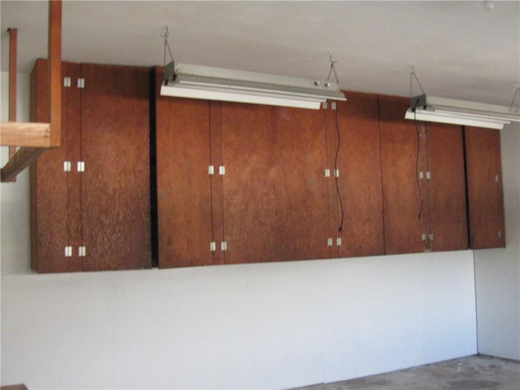 2244 Woodcrest Road Indianapolis, IN 46227 - Photo 15 of 28 Gallery Image 15