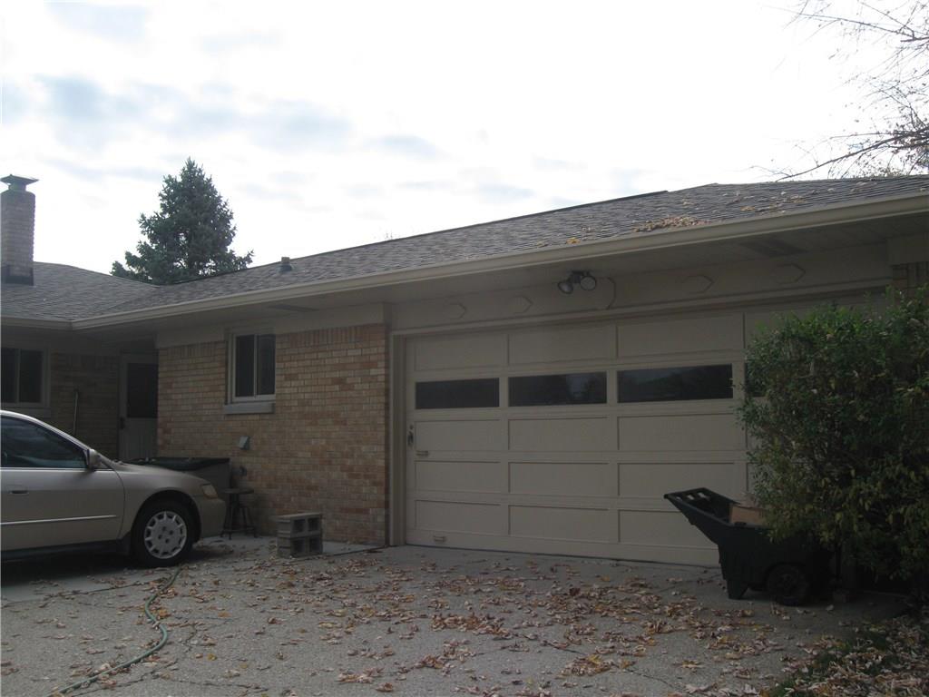 2244 Woodcrest Road Indianapolis, IN 46227 - Photo 5 of 28 Gallery Image 5