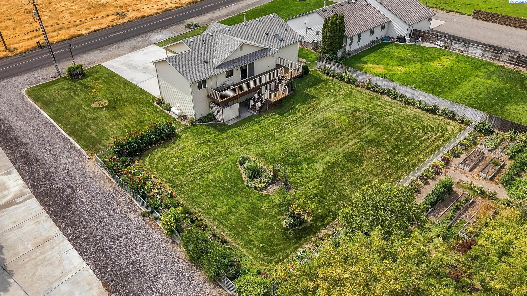 2573 Hanson Loop Burbank, WA 99323 - Photo 5 of 50 Gallery Image 5