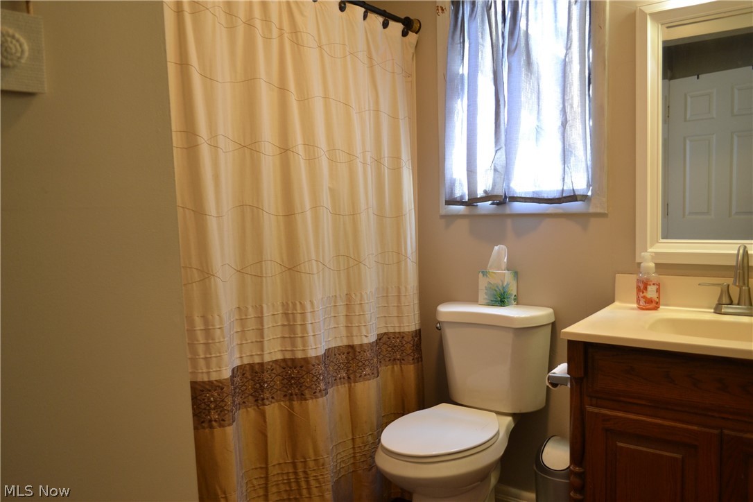 5430 Phillips Rice Road Cortland, OH 44410 - Photo 9 of 16 Gallery Image 9