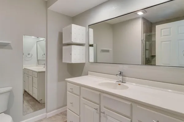 $3,200 | 602 Heatherwood Drive, Grapevine, TX 76051