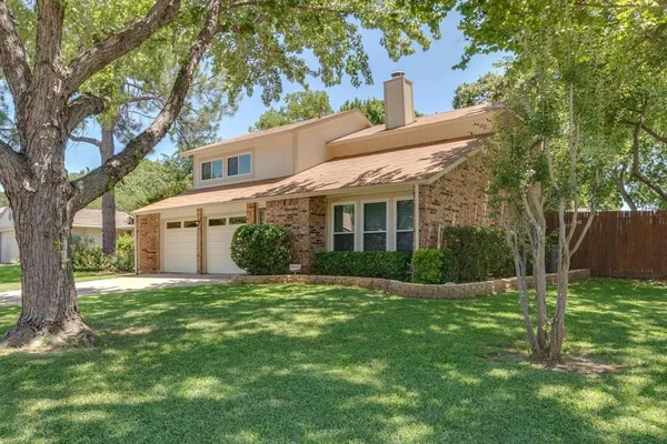 $3,200 | 602 Heatherwood Drive, Grapevine, TX 76051