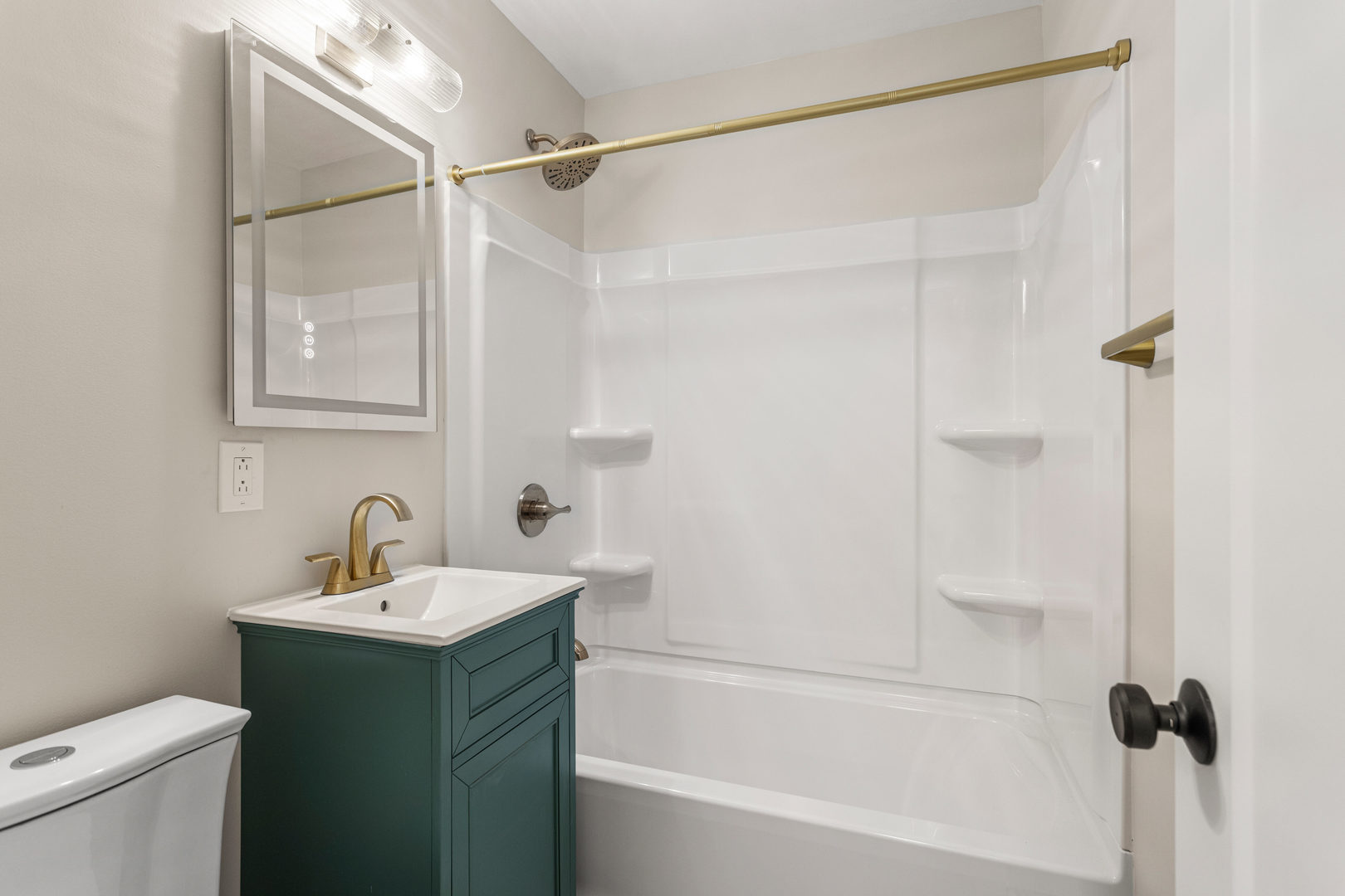 1710 Crescent Drive Champaign, IL 61821 - Photo 19 of 28