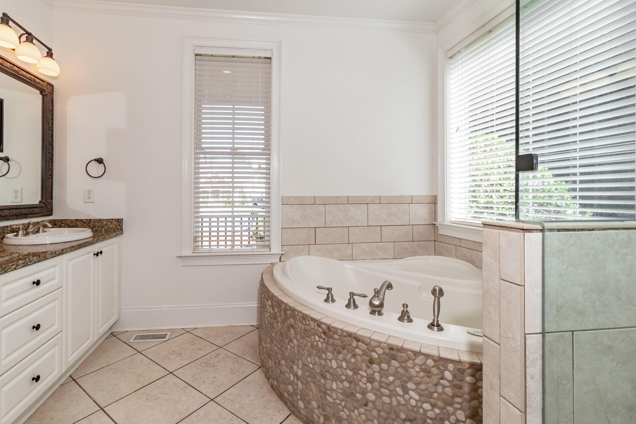 202 Lagoon Drive Clarks Hill, SC 29821 - Photo 35 of 73 40-web-or-mls-202 LAGOON DR INT ©-4611