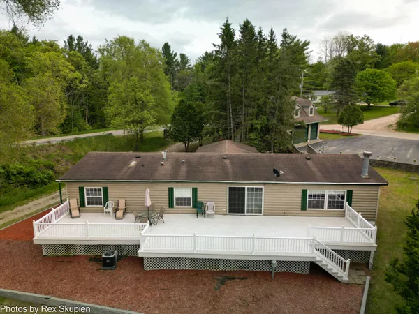$324,900 | 5705 Centerline Road, Newaygo, MI 49337