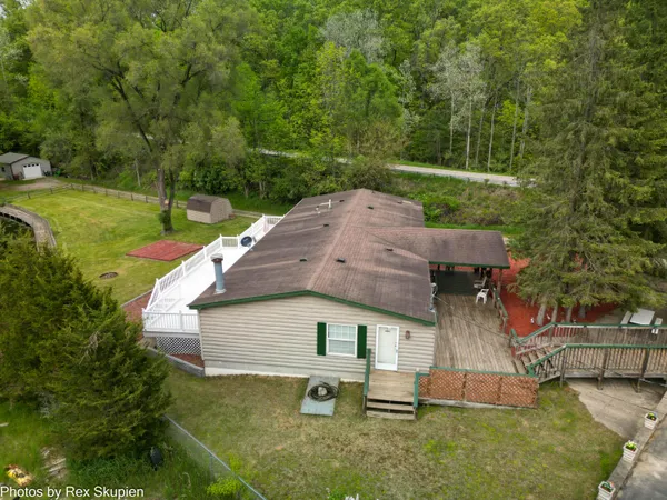 $324,900 | 5705 Centerline Road, Newaygo, MI 49337