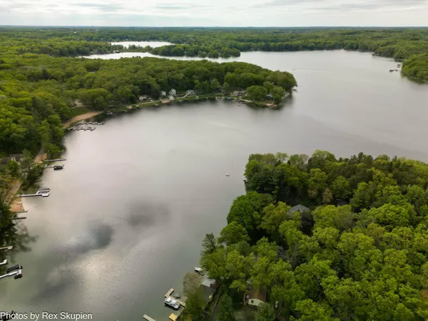 $324,900 | 5705 Centerline Road, Newaygo, MI 49337