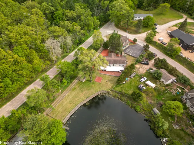 $324,900 | 5705 Centerline Road, Newaygo, MI 49337