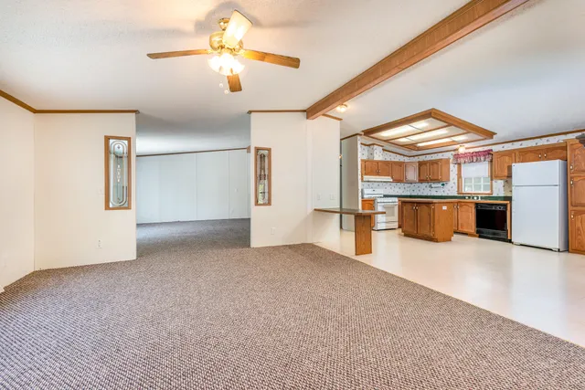 $324,900 | 5705 Centerline Road, Newaygo, MI 49337