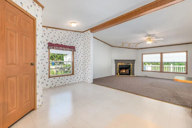 $324,900 | 5705 Centerline Road, Newaygo, MI 49337