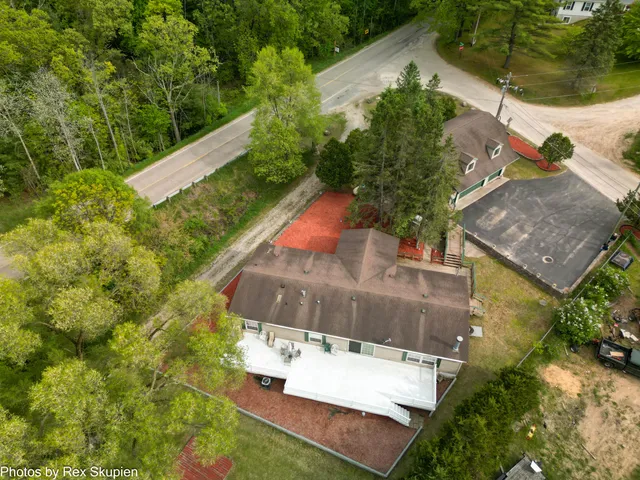 $324,900 | 5705 Centerline Road, Newaygo, MI 49337