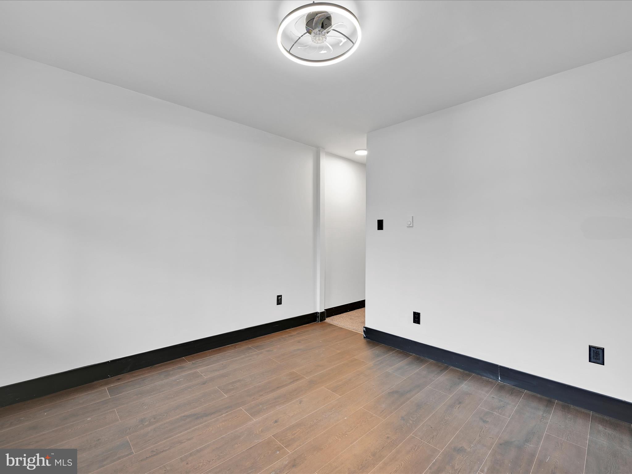 1420 Walnut Street Ashland, PA 17921 - Photo 8 of 32 Living Room