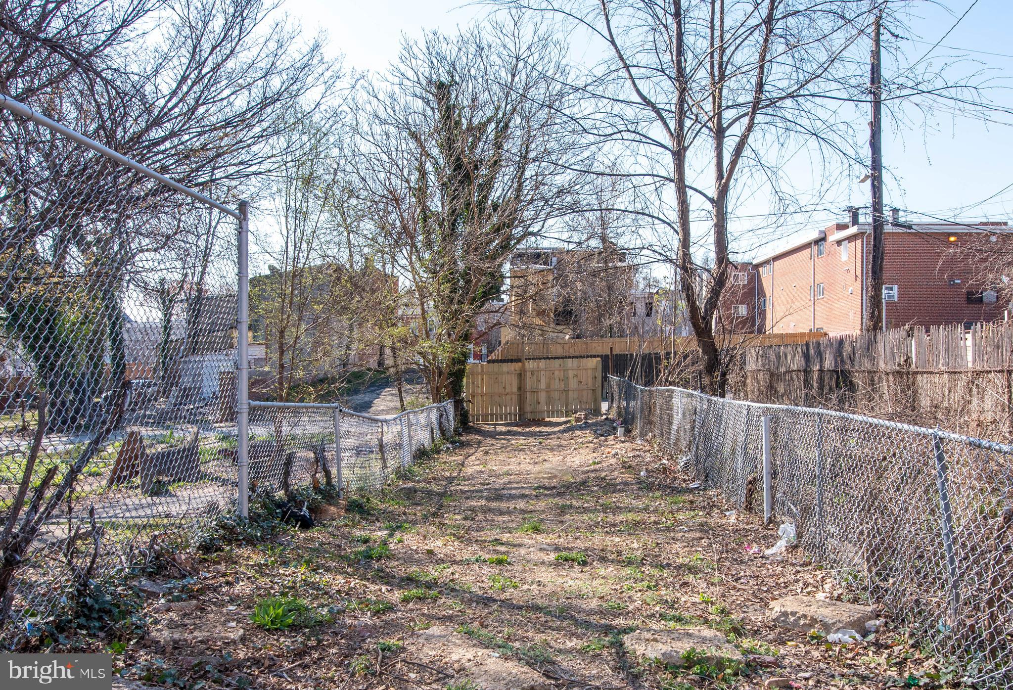 2557 West Baltimore Street Baltimore, MD 21223 - Photo 25 of 36