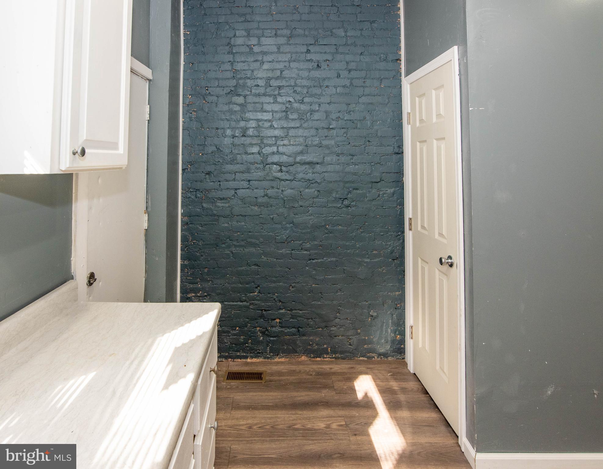 2557 West Baltimore Street Baltimore, MD 21223 - Photo 8 of 36