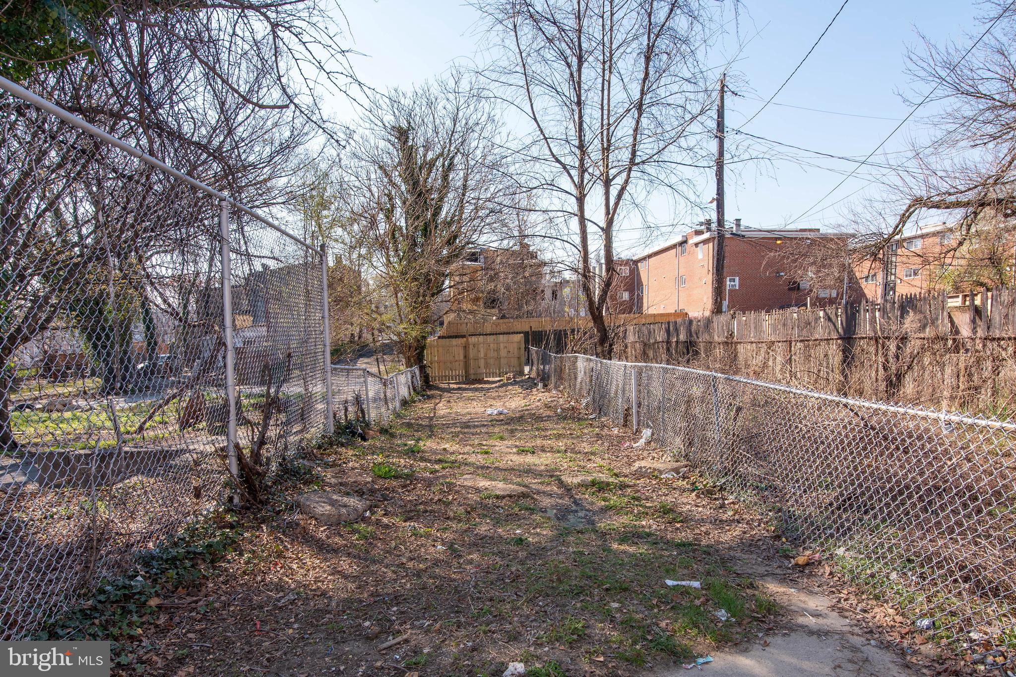 2557 West Baltimore Street Baltimore, MD 21223 - Photo 10 of 36