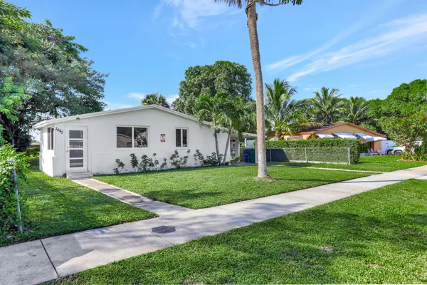 $420,000 | 3440 Northwest 8th Court, Fort Lauderdale, FL 33311