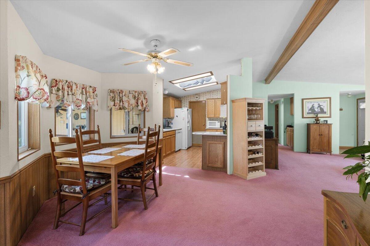 555 Freeman Road, Unit 146 Central Point, OR 97502 - Photo 7 of 21 18-CI_9562