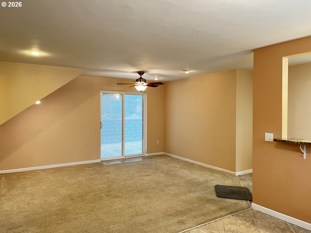 2159 42nd Street Florence, OR 97439 - Photo 8 of 48