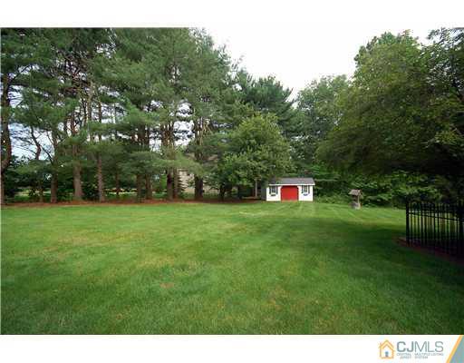 55 Petty Road Cranbury, NJ 08512 - Photo 18 of 24 Gallery Image 18