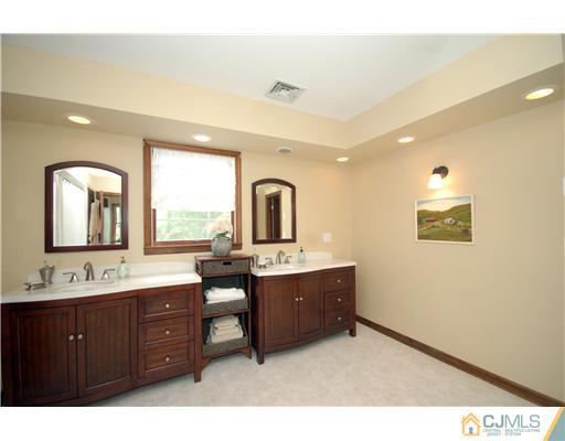 55 Petty Road Cranbury, NJ 08512 - Photo 22 of 24 Gallery Image 22
