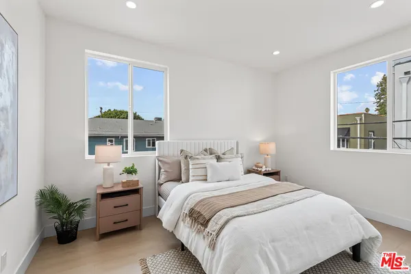 $4,650 | 3626 East 1st Street, Unit B, Long Beach, CA 90803
