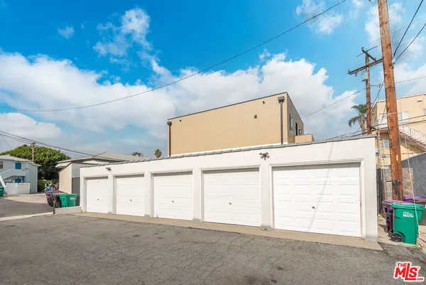 $4,650 | 3626 East 1st Street, Unit B, Long Beach, CA 90803