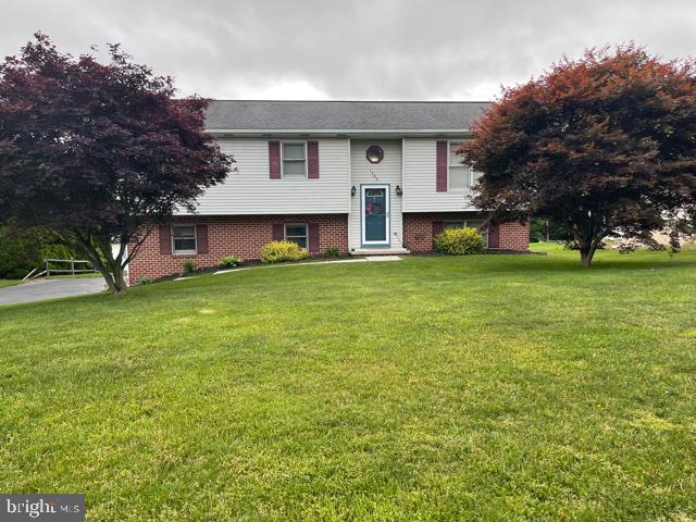 1400 Grandview Road Hanover, PA 17331 - Photo 1 of 45