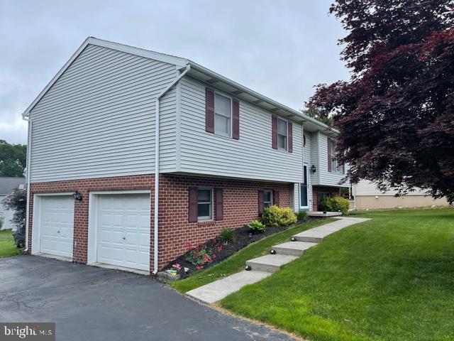 1400 Grandview Road Hanover, PA 17331 - Photo 3 of 45