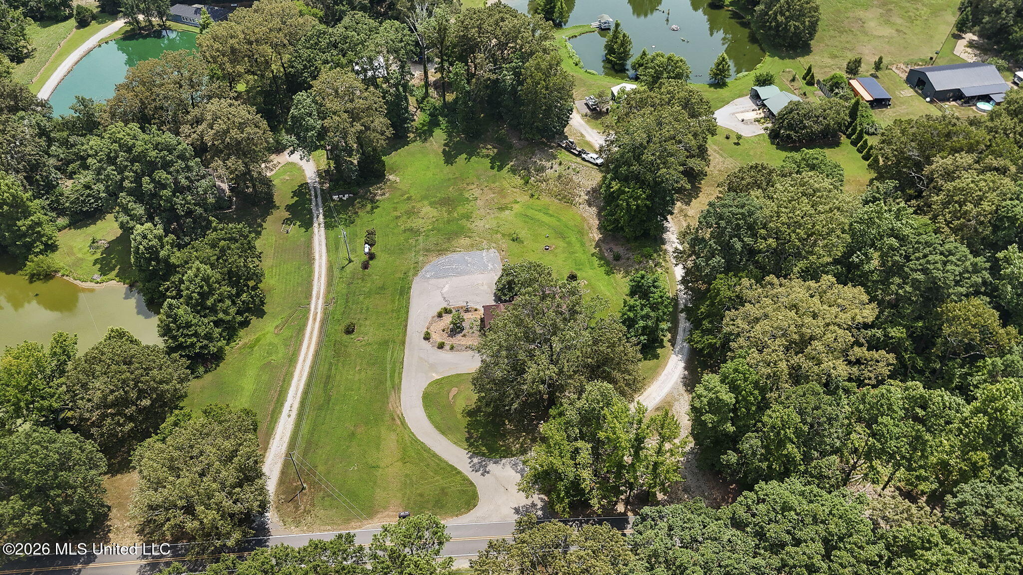 6193 Nesbit Road Lake Cormorant, MS 38641 - Photo 26 of 31 26-web-or-mls-6193 Nesbit Rd-26